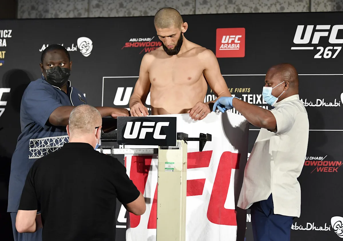 Chimaev's Dangerous Weight Cut at UFC 328 Sparks Controversy