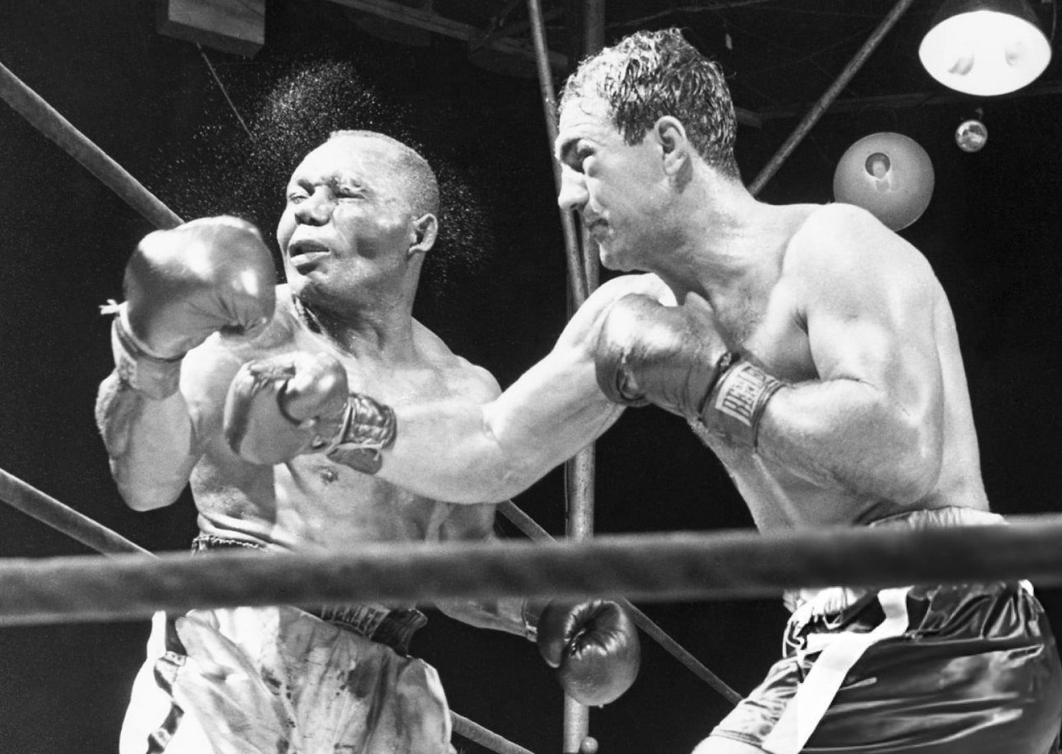 Rocky Marciano’s 49-0 Record: A Controversial Benchmark in Boxing
